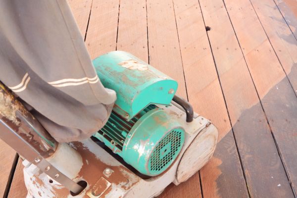 Cedar Deck Sanding in Macomb